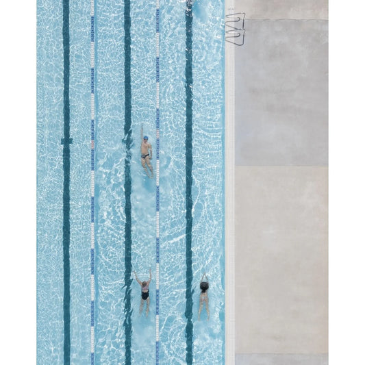 NO DIVING, NO LOUD MUSIC